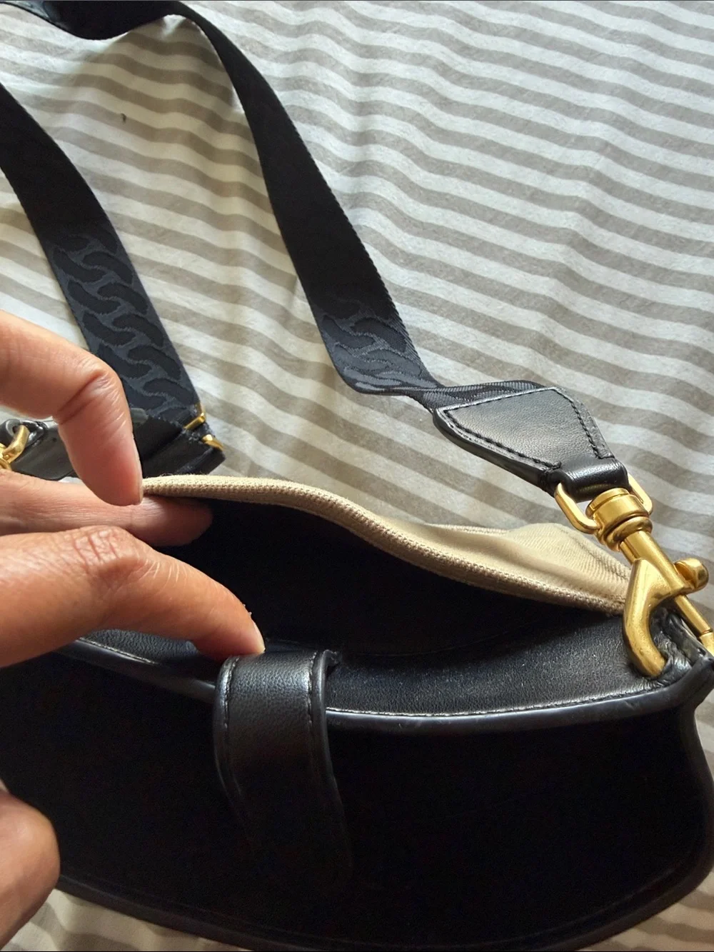 Rebecca Minkoff Megan Small Feed Bag